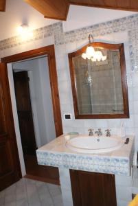 Koupelna v ubytování B&B Salvarosa