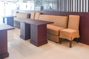 KoolKost at Bypass Jimbaran - Minimum Stay 30 Nights的休息区