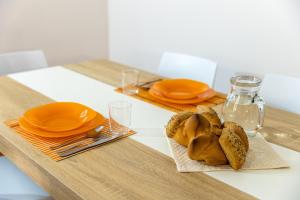 Jedlo v dovolenkovom dome alebo blízkom okolí
