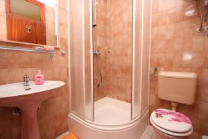 Fotografie z fotogalerie ubytování Villa Pupa A4, sea view apartment v destinaci Povlja