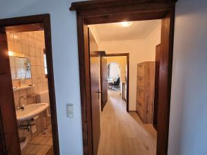 Kuchyň nebo kuchyňský kout v ubytování Gästehaus auf der Höhe