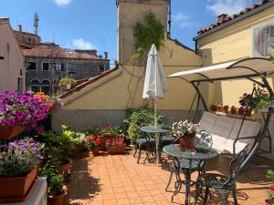 Galeriebild der Unterkunft AL CAMPANIEL BED AND BREAKFAST in Venedig