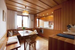 Kuchyň nebo kuchyňský kout v ubytování Appartement Isabella