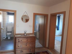 Zdjęcie z galerii obiektu Ferienwohnung Monika 2 w mieście Innsbruck