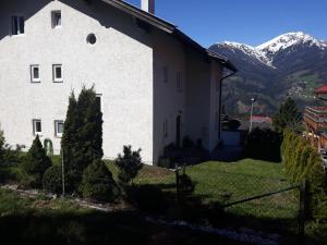 Zdjęcie z galerii obiektu Ferienwohnung Monika 2 w mieście Innsbruck