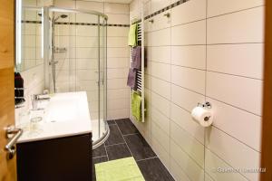 Koupelna v ubytování Gailerhof + 37 fotografií