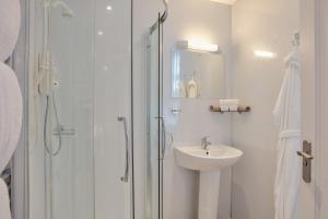 Koupelna v ubytování The Brander Lodge Hotel and Bistro + 62 fotografií