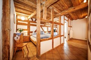 Postel nebo postele na pokoji v ubytování Hotel-Gasthof Bub