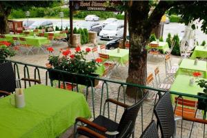 Vrt pred nastanitvijo Hotel Almrausch