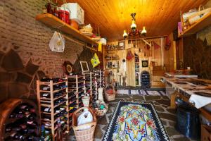 Afbeelding uit fotogalerij van Casa dintre munti Karina in Nehoiu