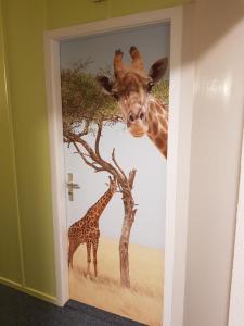 Animals a l'hotel o a prop