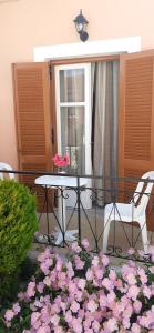 Foto dalla galleria di Apartments Elena a Kávos