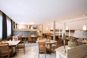 Sporthotel Kapfenberg餐厅或其他用餐的地方