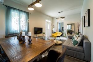 TV a/nebo společenská místnost v ubytování Lucas home