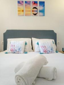 Ένα ή περισσότερα κρεβάτια σε δωμάτιο στο ILOVIK FLOWER