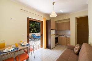 Mynd úr myndasafni af DELPHINUS VILLAS-Villa Nikitas í Áyios Nikítas