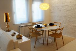 Fotografie z fotogalerie ubytování Golden & White Home v destinaci Santiago de Compostela