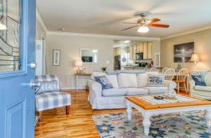 a living room with a couch and a table at 432 Saratoga in Grover Beach