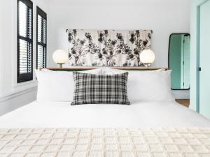 Postel nebo postele na pokoji v ubytování Hotel Grand Stark