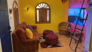 Χώρος καθιστικού στο Loft with rooftop deck in the Malecon - Unit #206