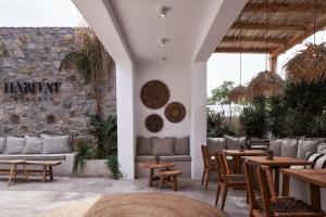 Uma área de estar em Amyth of Mykonos Agios Stefanos
