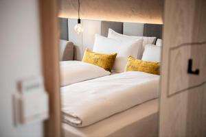 Posteľ alebo postele v izbe v ubytovaní Pippos Mountain Lodge