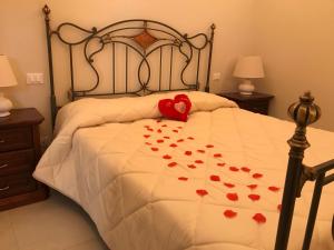 Postel nebo postele na pokoji v ubytování B&B Bee