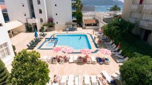 Výhled na bazén z ubytování SERİN HOTEL nebo okolí