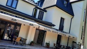 Budova, v ktorej sa hotel nachádza