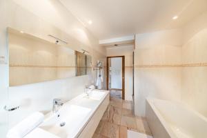 Hotel Brin d'Azur - Saint Tropez的一间浴室