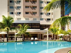 A piscina localizada em Apartamento Le Jardin ou nos arredores