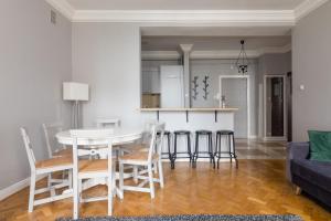 Fotografie z fotogalerie ubytování Jezuicka Old Town Pleasant Apartment ve Varšavě + 34 fotografií