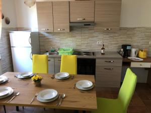 Kuchyň nebo kuchyňský kout v ubytování Apartments Ankica