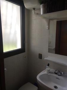 Kúpeľňa v ubytovaní Estudio Sota-Piscina