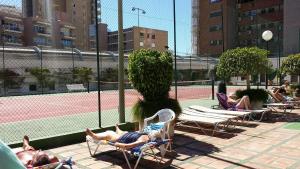 Tenis lub squash w obiekcie Seafront Luxury Levante Beach / Primera línea playa levante lub w pobliżu