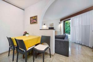 Posedenie v ubytovaní Apartment Banjole 2 + 26 fotografií