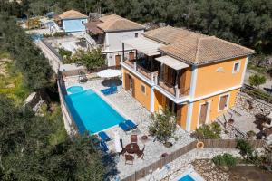 Mynd úr myndasafni af DELPHINUS VILLAS-Villa Nikitas í Áyios Nikítas