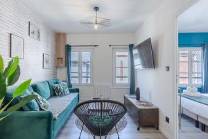 Foto da galeria de Vert d'Hotes - Charming renovated apartment - downtown - WIFI - em Honfleur