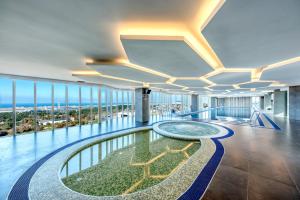 Bazén v ubytování Hotel Sirius nebo v jeho okolí