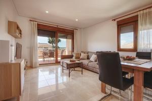 Posedenie v ubytovaní Arenal Cannes