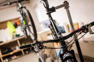 Jazda na bicykli v okolí ubytovania Apartment Ön Residence Bun Ste