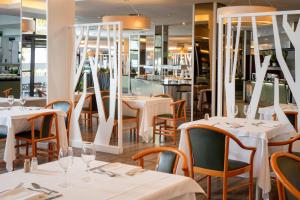 Um restaurante ou outro lugar para comer em Alexandre Grand Teguise Playa