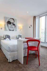 Gallery image of Hôtel Colette Cannes Centre in Cannes