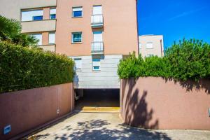 Budova, kde se apartmán nachází