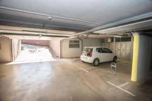 Fotografie z fotogalerie ubytování Apartment Dora near Sea and Center with Private Garage v Poreči