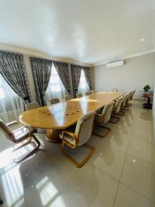 Zona de negocis o sala de conferències de Ngwenya Hotel & Conference Centre