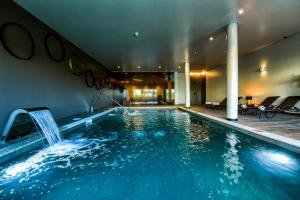 Бассейн в MW Douro Wine & Spa Experience Hotel Collection или поблизости