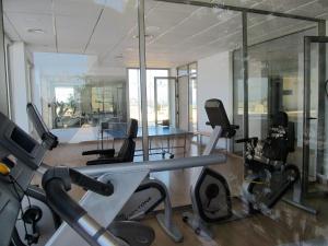 The fitness centre and/or fitness facilities at Spanish Connection - Libertad 2 Playas