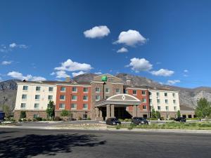 史普林維爾的住宿－Holiday Inn Express & Suites Springville-South Provo Area, an IHG Hotel，相簿中的一張相片