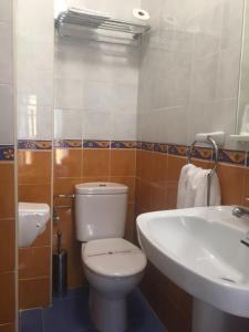 Ванна кімната в Hotel Covadonga